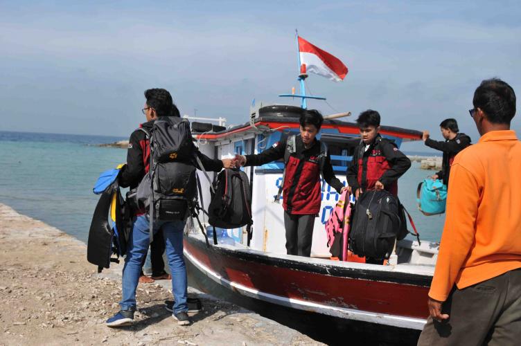 Langkah Santri BTQ ke Pulau Tunda